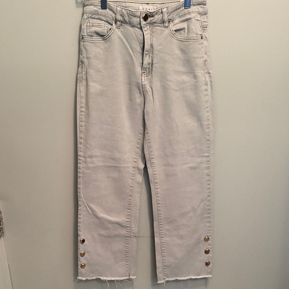 Elegant Women's Cropped Gray Jeans with Gold Button Accents. Size 28. Size 6